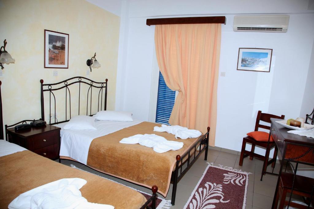 Nikolas Hotel Páros Buitenkant foto